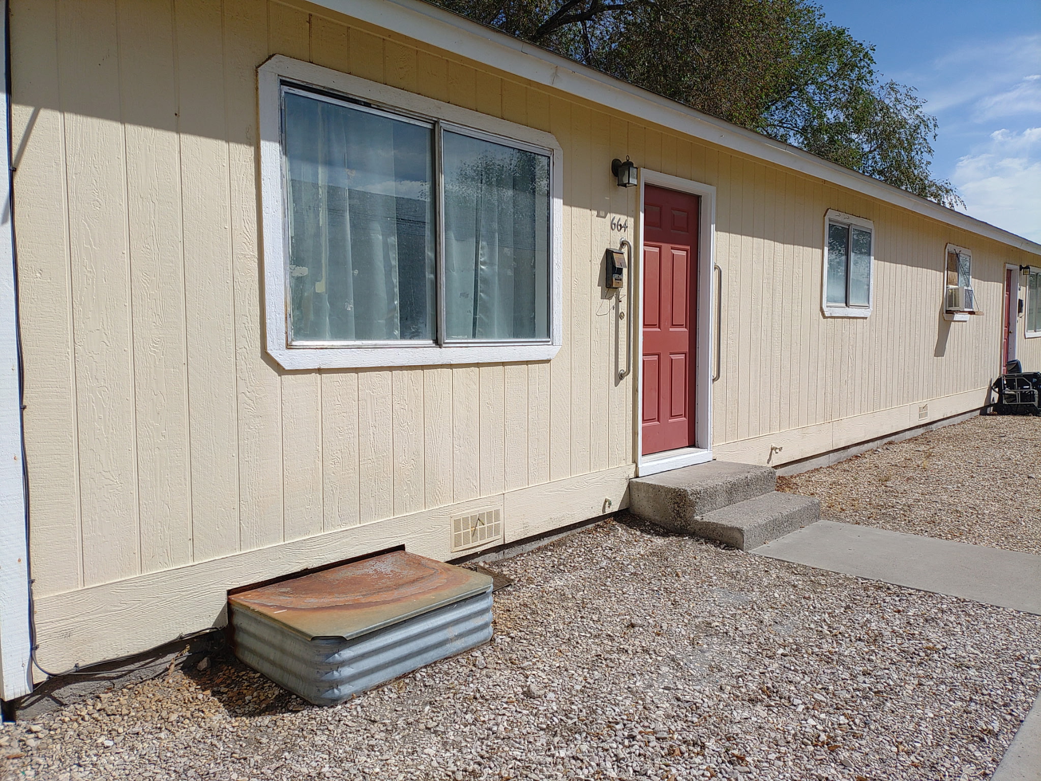 662 Humboldt Street - 1