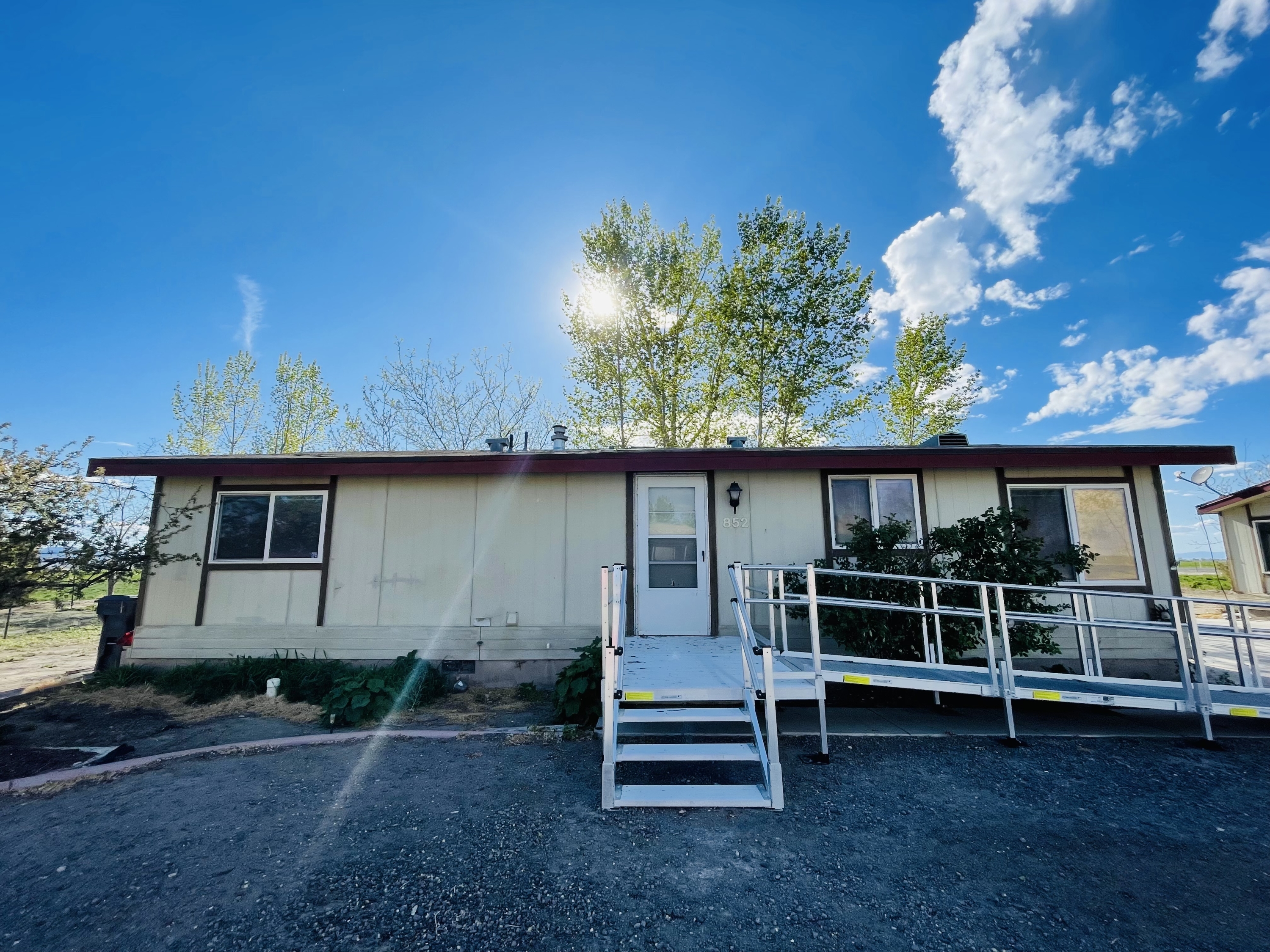 852 Dodge Lane